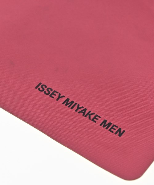 ISSEY MIYAKE MEN（イッセイ　ミヤケ　メン）小物類（その他） ピンク サイズ:- メンズ/2200676359077