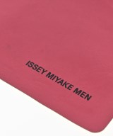 ISSEY MIYAKE MEN（イッセイ　ミヤケ　メン）小物類（その他） ピンク サイズ:- メンズ/2200676359077