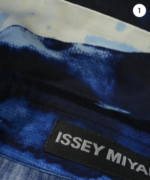 ISSEY MIYAKE MEN（イッセイ　ミヤケ　メン）カジュアルシャツ 青 サイズ:1(S位) メンズ/2200678089026