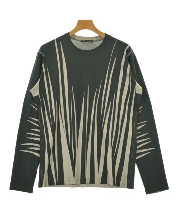 ISSEY MIYAKE（イッセイミヤケ）Tシャツ・カットソー 黒 サイズ:2(M位