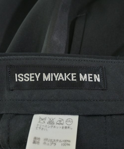 ISSEY MIYAKE MEN（イッセイ　ミヤケ　メン）スラックス 黒 サイズ:3(L位) メンズ/2200694538010