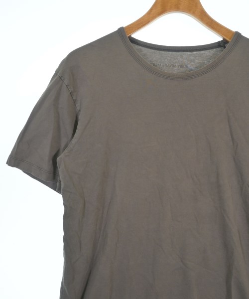 ISSEY MIYAKE MEN（イッセイ　ミヤケ　メン）Tシャツ・カットソー グレー サイズ:2(M位) メンズ/2200697252098