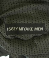 ISSEY MIYAKE MEN（イッセイ　ミヤケ　メン）カバーオール カーキ サイズ:3(L位) メンズ/2200688138066
