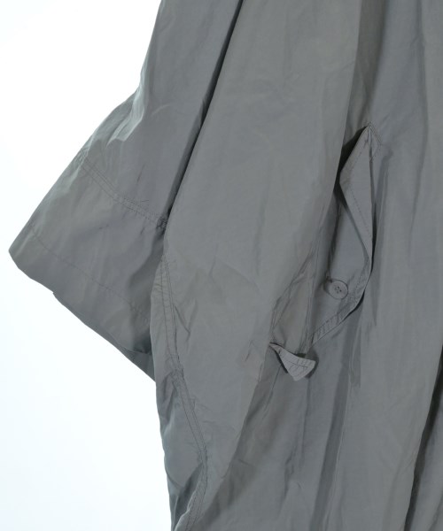 ISSEY MIYAKE MEN（イッセイ　ミヤケ　メン）その他 グレー サイズ:-(XXL位) メンズ/2200655717010