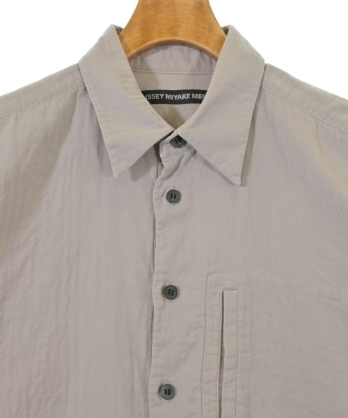 ISSEY MIYAKE MEN（イッセイ　ミヤケ　メン）カジュアルシャツ グレー サイズ:2(M位) メンズ/2200656487097