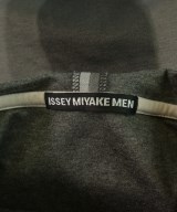 ISSEY MIYAKE MEN（イッセイ　ミヤケ　メン）Tシャツ・カットソー グレー サイズ:3(L位) メンズ/2200651902038