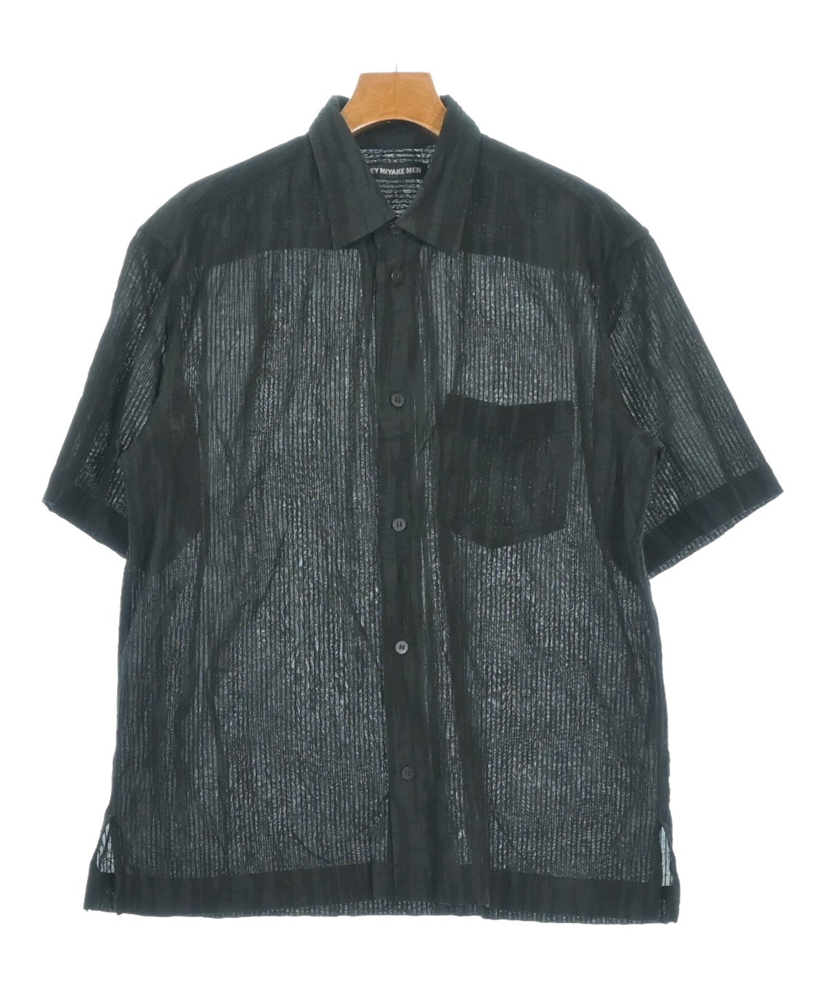 ISSEY MIYAKE MEN（イッセイ ミヤケ メン）カジュアルシャツ 黒 サイズ