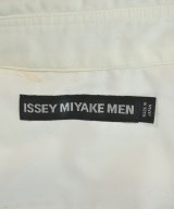 ISSEY MIYAKE MEN（イッセイ　ミヤケ　メン）カジュアルシャツ 白 サイズ:2(M位) メンズ/2200657709075