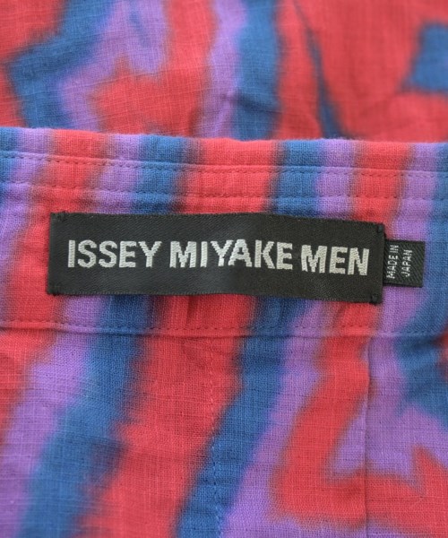 ISSEY MIYAKE MEN（イッセイ　ミヤケ　メン）カジュアルシャツ 赤 サイズ:2(M位) メンズ/2200653812502