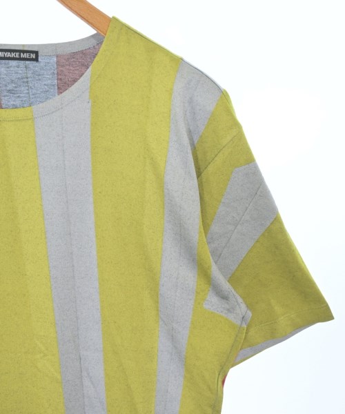 ISSEY MIYAKE MEN（イッセイ　ミヤケ　メン）Tシャツ・カットソー 黄 サイズ:2(M位) メンズ/2200657271091