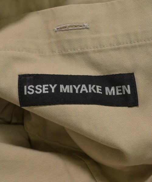 ISSEY MIYAKE MEN（イッセイ　ミヤケ　メン）カジュアルジャケット ベージュ サイズ:4(XL位) メンズ/2200662217053