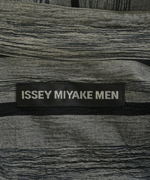 ISSEY MIYAKE MEN（イッセイ　ミヤケ　メン）カジュアルシャツ グレー サイズ:1(S位) メンズ/2200713548068