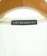 ISSEY MIYAKE MEN（イッセイ　ミヤケ　メン）Tシャツ・カットソー 白 サイズ:3(L位) メンズ/2200716345039