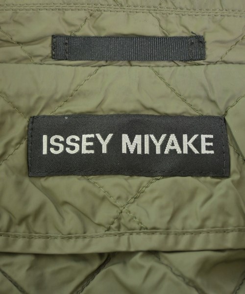 ISSEY MIYAKE MEN（イッセイ　ミヤケ　メン）ジャケット カーキ サイズ:3(L位) メンズ/2200651370042