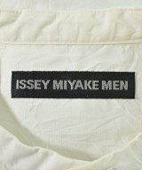 ISSEY MIYAKE MEN（イッセイ　ミヤケ　メン）カジュアルシャツ 白 サイズ:2(M位) メンズ/2200702625015