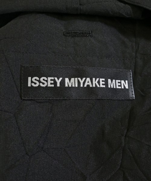 ISSEY MIYAKE MEN（イッセイ　ミヤケ　メン）テーラードジャケット 黒 サイズ:2(M位) メンズ/2200703054036