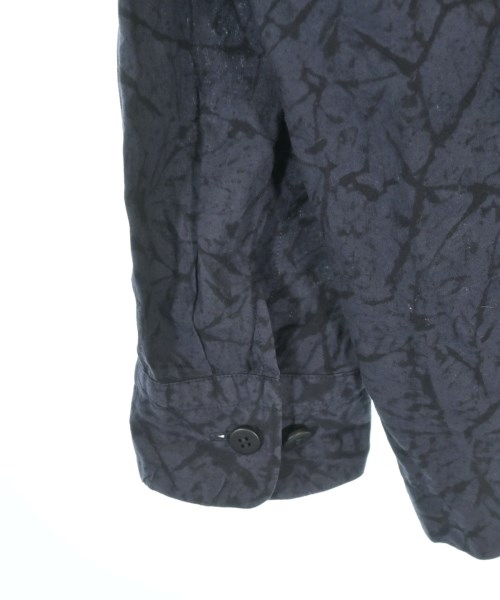 ISSEY MIYAKE MEN（イッセイ　ミヤケ　メン）カジュアルシャツ 紺 サイズ:2(M位) メンズ/2200704037038