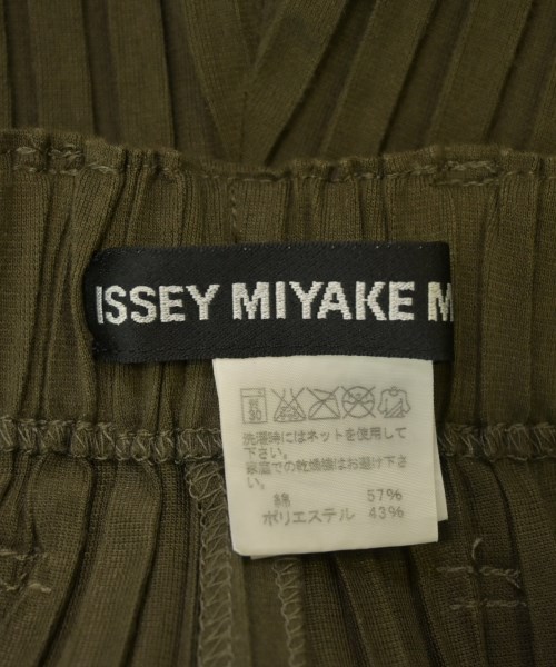 ISSEY MIYAKE MEN（イッセイ　ミヤケ　メン）その他 カーキ サイズ:4(XL位) メンズ/2200699918046