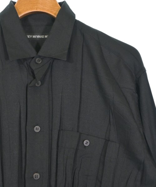 ISSEY MIYAKE MEN（イッセイ　ミヤケ　メン）カジュアルシャツ 黒 サイズ:3(L位) メンズ/2200705742047