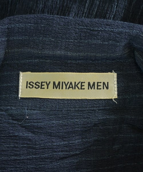 ISSEY MIYAKE MEN（イッセイ　ミヤケ　メン）カジュアルシャツ 紺 サイズ:M メンズ/2200659808066