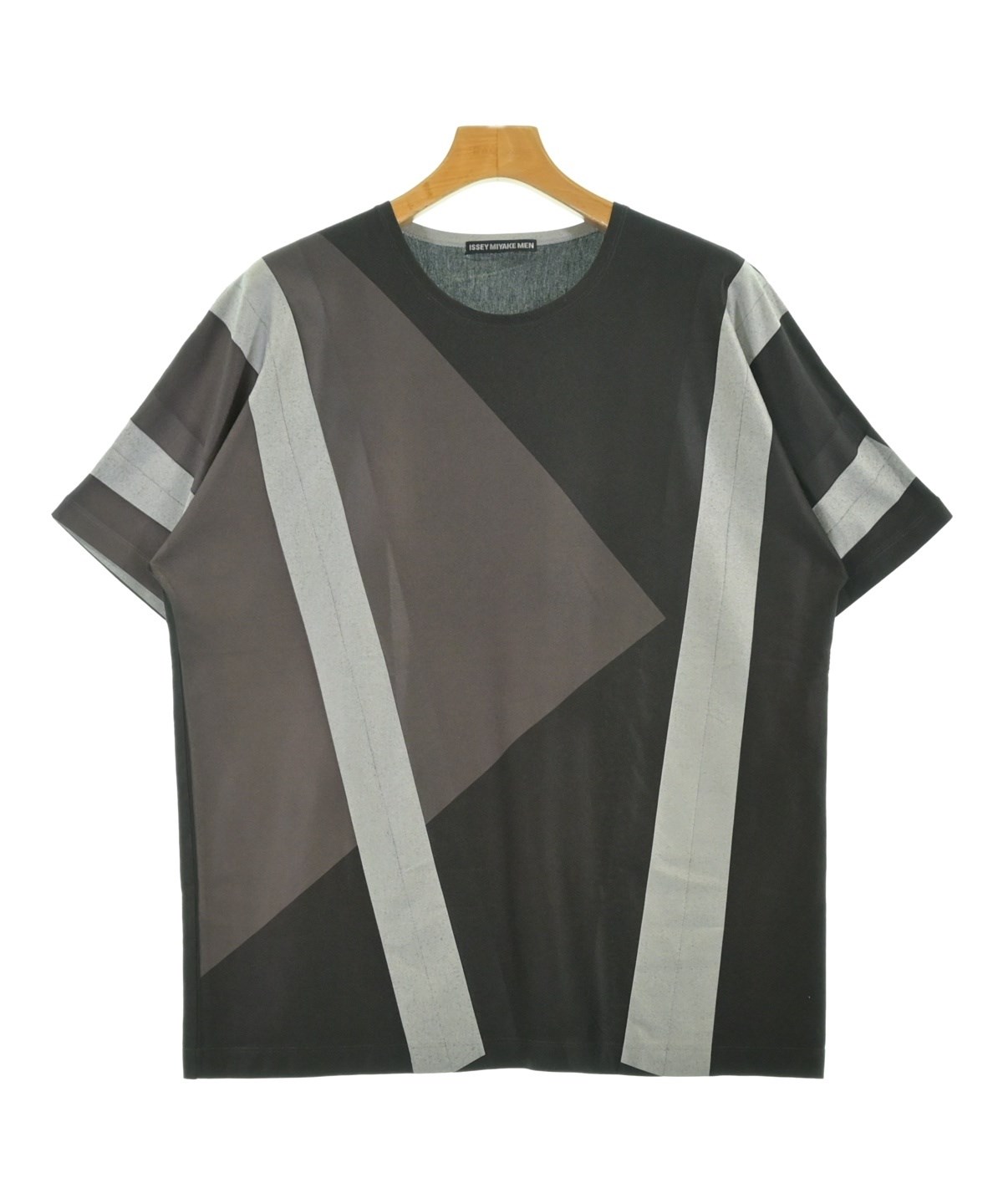 【⏰値下中】イッセイミヤケ ISSEY MIYAKE IM MEN / Tシャツ ISSEY MIYAKE MEN（イッセイ ミヤケ メン）Tシャツ・カットソー 黒