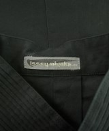 ISSEY MIYAKE MEN（イッセイ　ミヤケ　メン）カジュアルシャツ 黒 サイズ:M メンズ/2200732145101