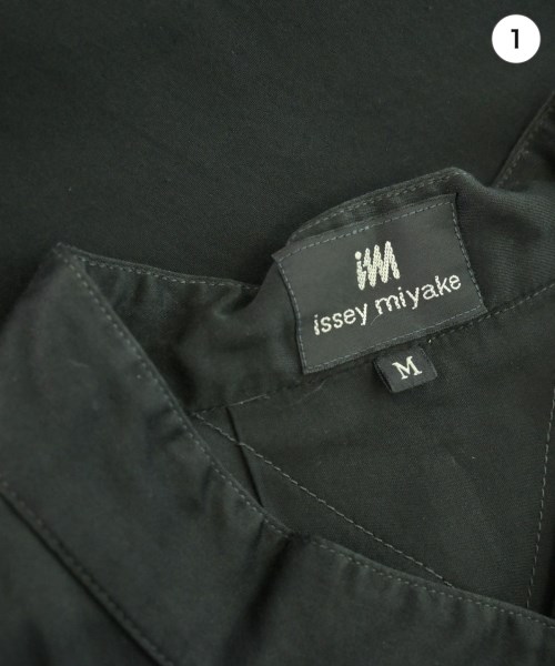 ISSEY MIYAKE（イッセイミヤケ）カジュアルシャツ 黒 サイズ:M メンズ/2200732145118