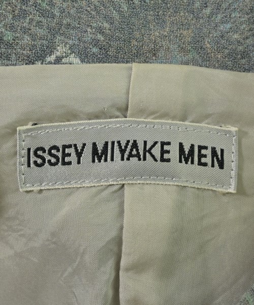 ISSEY MIYAKE MEN（イッセイ　ミヤケ　メン）カジュアルジャケット グレー サイズ:-(L位) メンズ/2200721645025
