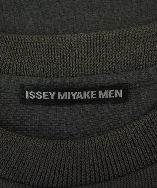 ISSEY MIYAKE MEN（イッセイ　ミヤケ　メン）Tシャツ・カットソー グレー サイズ:1(S位) メンズ/2200722691038