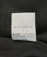 ISSEY MIYAKE MEN（イッセイ　ミヤケ　メン）Tシャツ・カットソー グレー サイズ:1(S位) メンズ/2200722691038