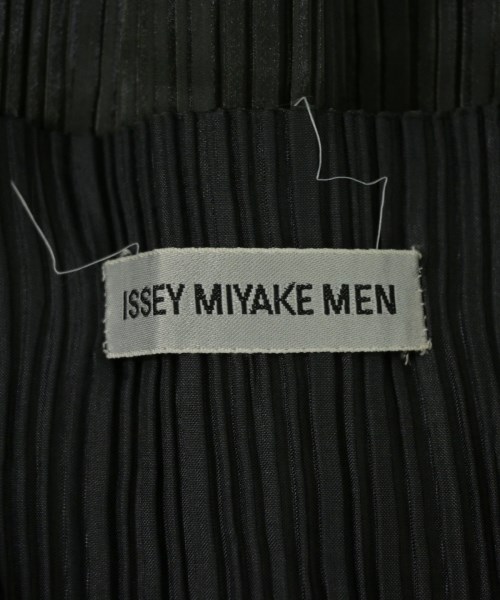 ISSEY MIYAKE MEN（イッセイ　ミヤケ　メン）カジュアルシャツ 黒 サイズ:-(XL位) メンズ/2200724432080