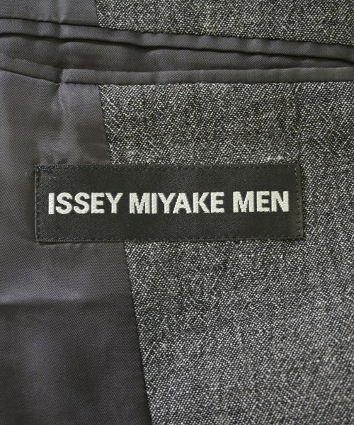 ISSEY MIYAKE MEN（イッセイ　ミヤケ　メン）テーラードジャケット グレー サイズ:4(XL位) メンズ/2200726050060