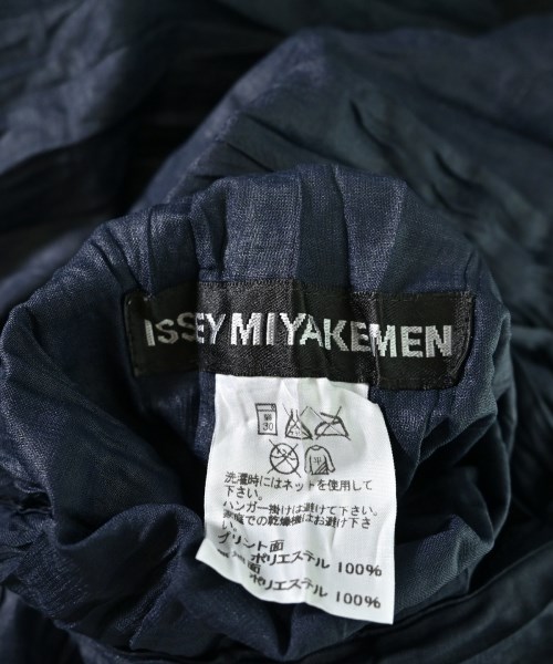 ISSEY MIYAKE MEN（イッセイ　ミヤケ　メン）ショートパンツ 青 サイズ:-(S位) メンズ/2200684108179