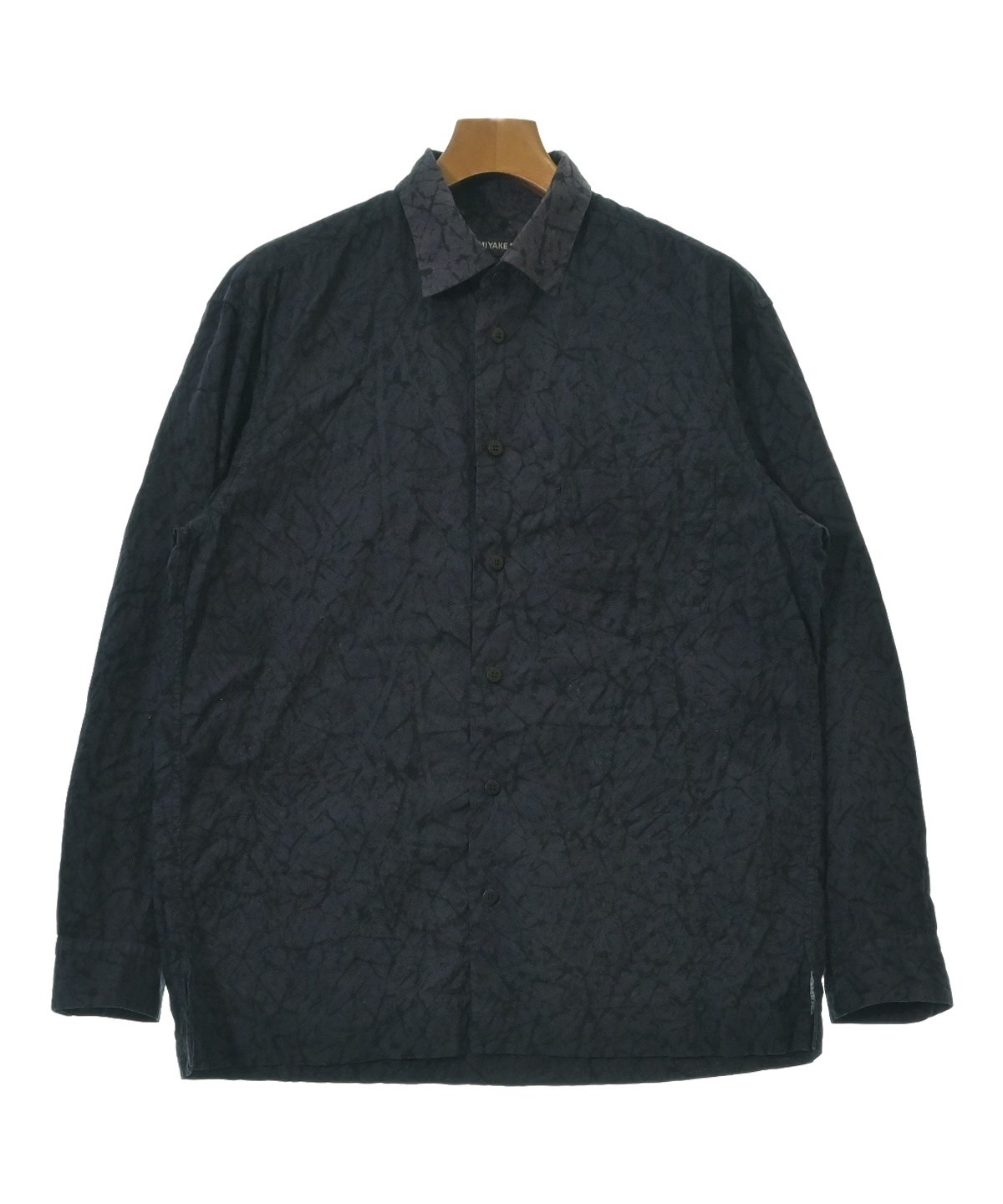 ISSEY MIYAKE MEN（イッセイ ミヤケ メン）カジュアルシャツ 紺 サイズ
