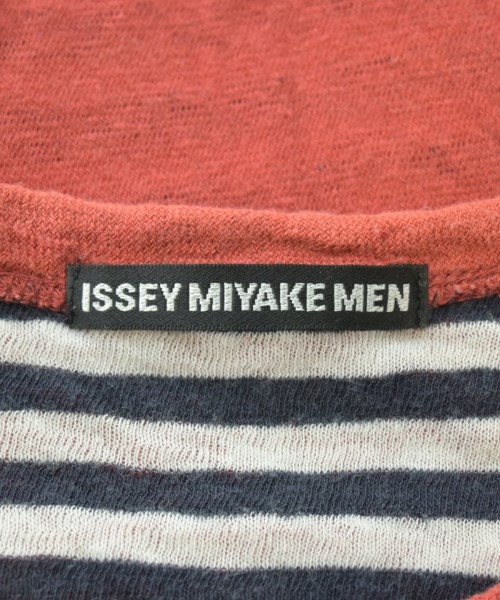 ISSEY MIYAKE MEN（イッセイ　ミヤケ　メン）Tシャツ・カットソー 赤 サイズ:2(M位) メンズ/2200685374023