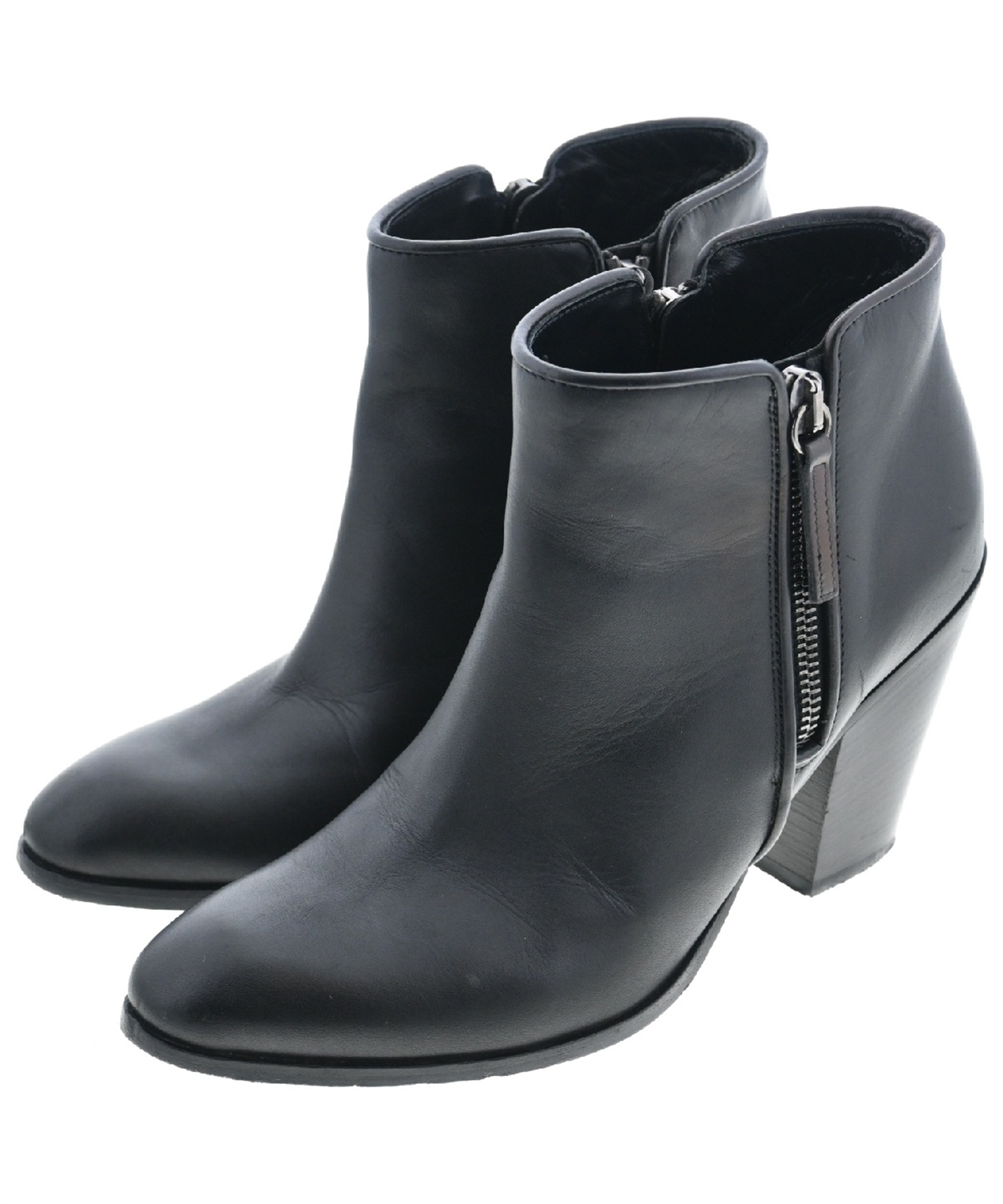 GIUSEPPE ZANOTTI DESIGN（ジュゼッペザノッティーデサイン）ブーツ 黒