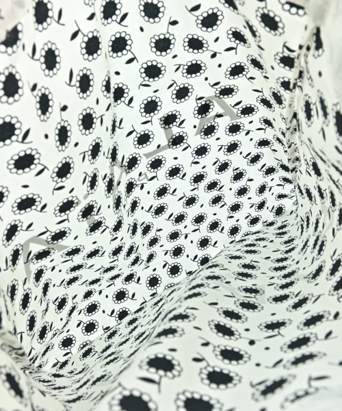 ALAIA（アライア）トートバッグ 白 サイズ:- レディース/2200678010419