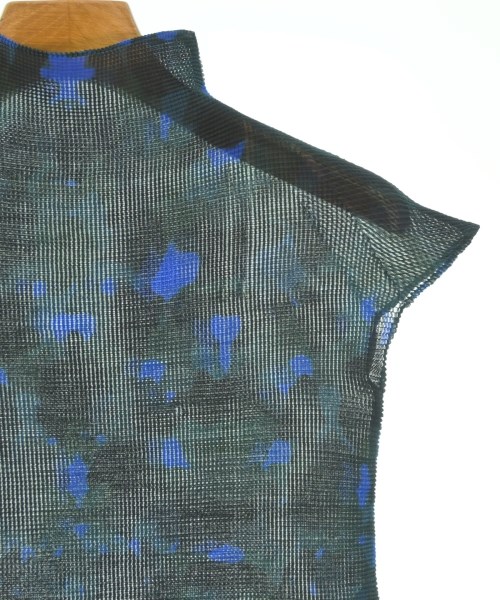 ISSEY MIYAKE（イッセイミヤケ）カジュアルシャツ 緑 サイズ:M レディース/2200624688143