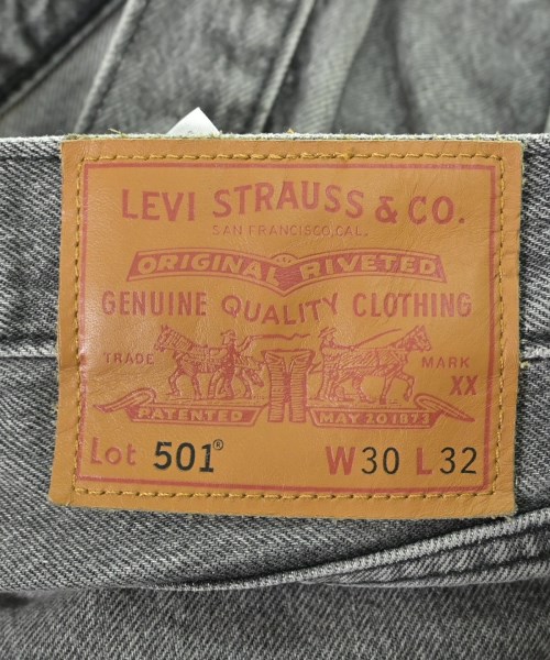 Levi's（リーバイス）デニムパンツ グレー サイズ:30(M位) メンズ/2200615451169