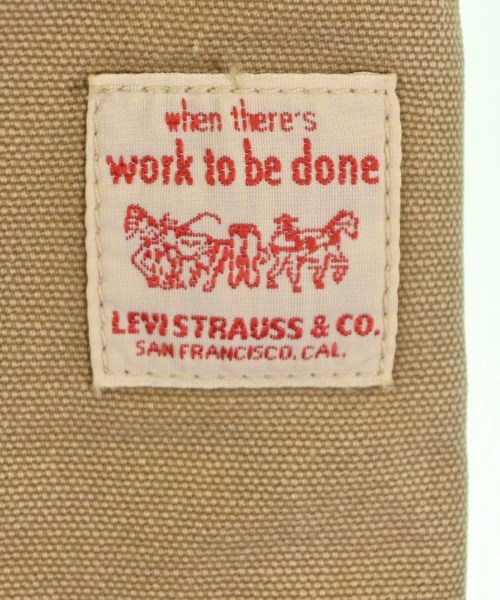 Levi's（リーバイス）チノパン ベージュ サイズ:32(L位) メンズ/2200696959080