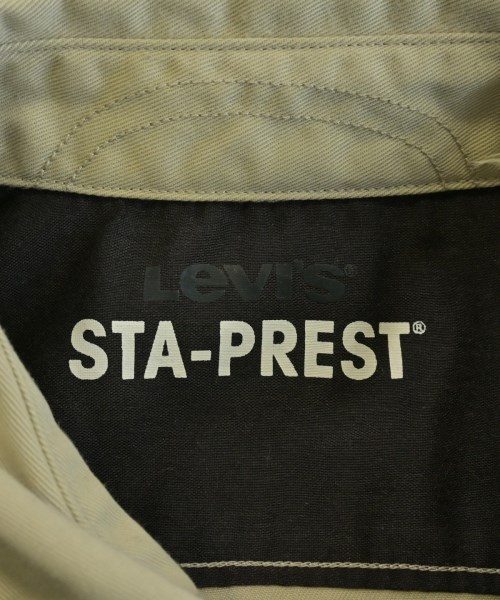 Levi's（リーバイス）カジュアルシャツ ベージュ サイズ:S メンズ/2200655864127