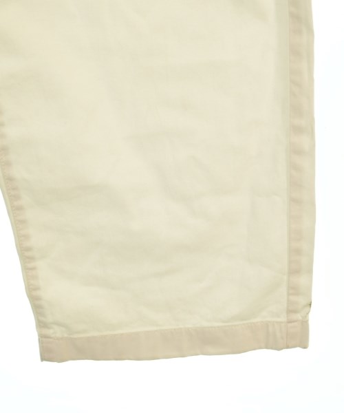 Levi's（リーバイス）チノパン 白 サイズ:26(M位) レディース/2200638191028