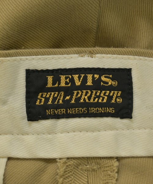 Levi's（リーバイス）チノパン ベージュ サイズ:30(M位) メンズ/2200723418078