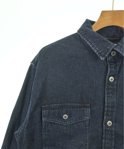 Levi's（リーバイス）カジュアルシャツ 紺 サイズ:S メンズ/2200724223060