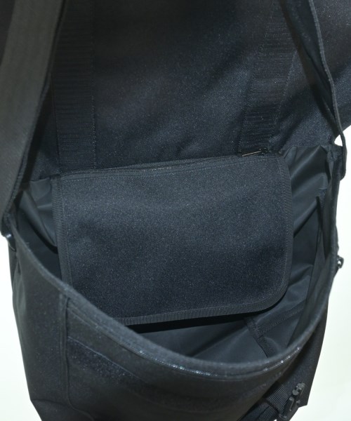 Carhartt（カーハート）ショルダーバッグ 黒 サイズ:- メンズ/2200597214417