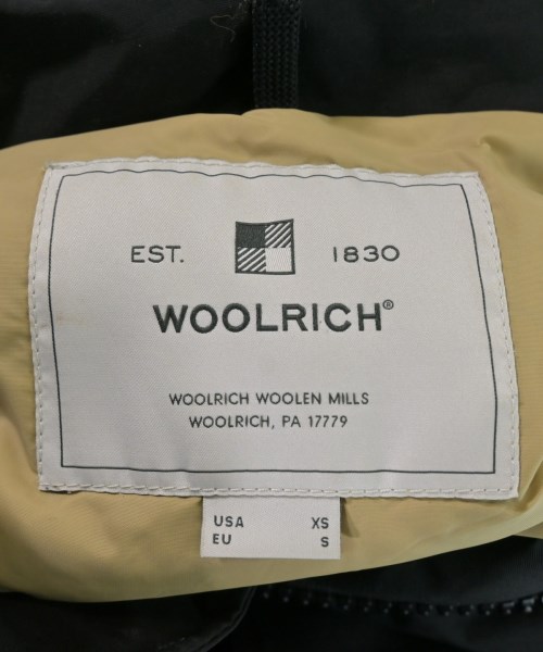 WOOLRICH（ウールリッチ）ダウンジャケット/ダウンベスト 黒 サイズ:S メンズ/2200643918016