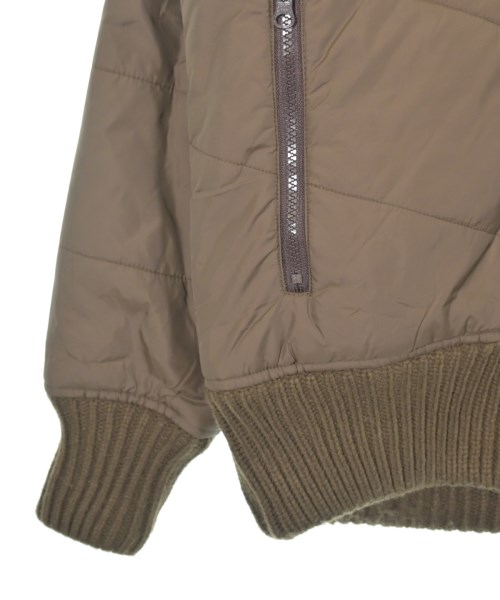 WOOLRICH（ウールリッチ）ダウンジャケット/ダウンベスト 茶 サイズ:M メンズ/2200633156015