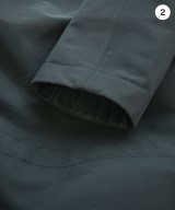 WOOLRICH（ウールリッチ）ダウンジャケット/ダウンベスト 紺 サイズ:XS メンズ/2200621430035