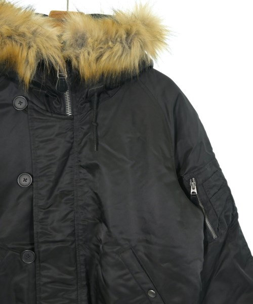 AVIREX（アヴィレックス）ダウンジャケット/ダウンベスト 黒 サイズ:XL メンズ/2200659394040