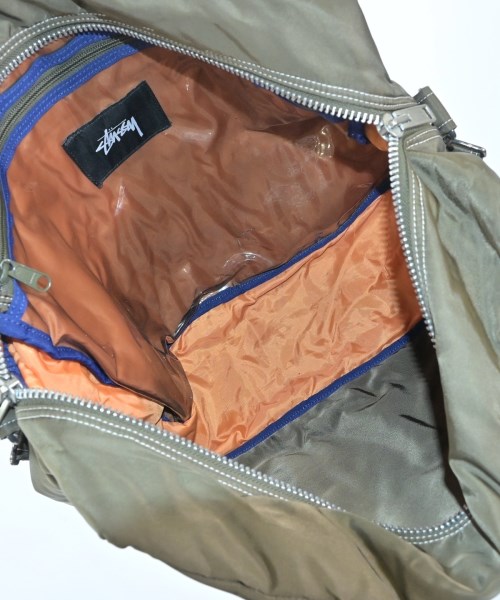 STUSSY（ステューシー）ショルダーバッグ カーキ サイズ:- メンズ/2200632835027